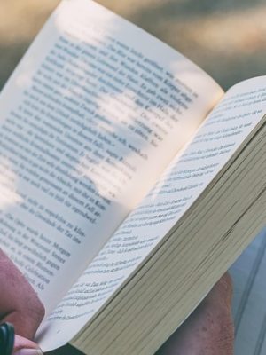 نکته‌های کمتر گفته‌شده دربارهٔ کاغذ بالکی برای چاپ کتاب